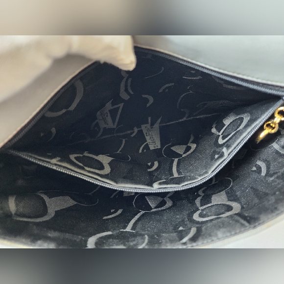 Auth Salvatore Ferragamo Shoulder/Crossbody Bag - Picture 5 of 11